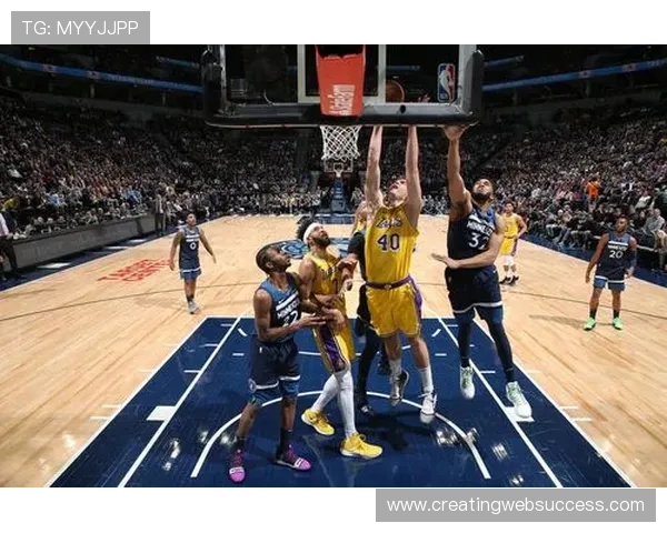 斯科蒂·巴恩斯突破效率提升显著拉开对阵湖人防线差距